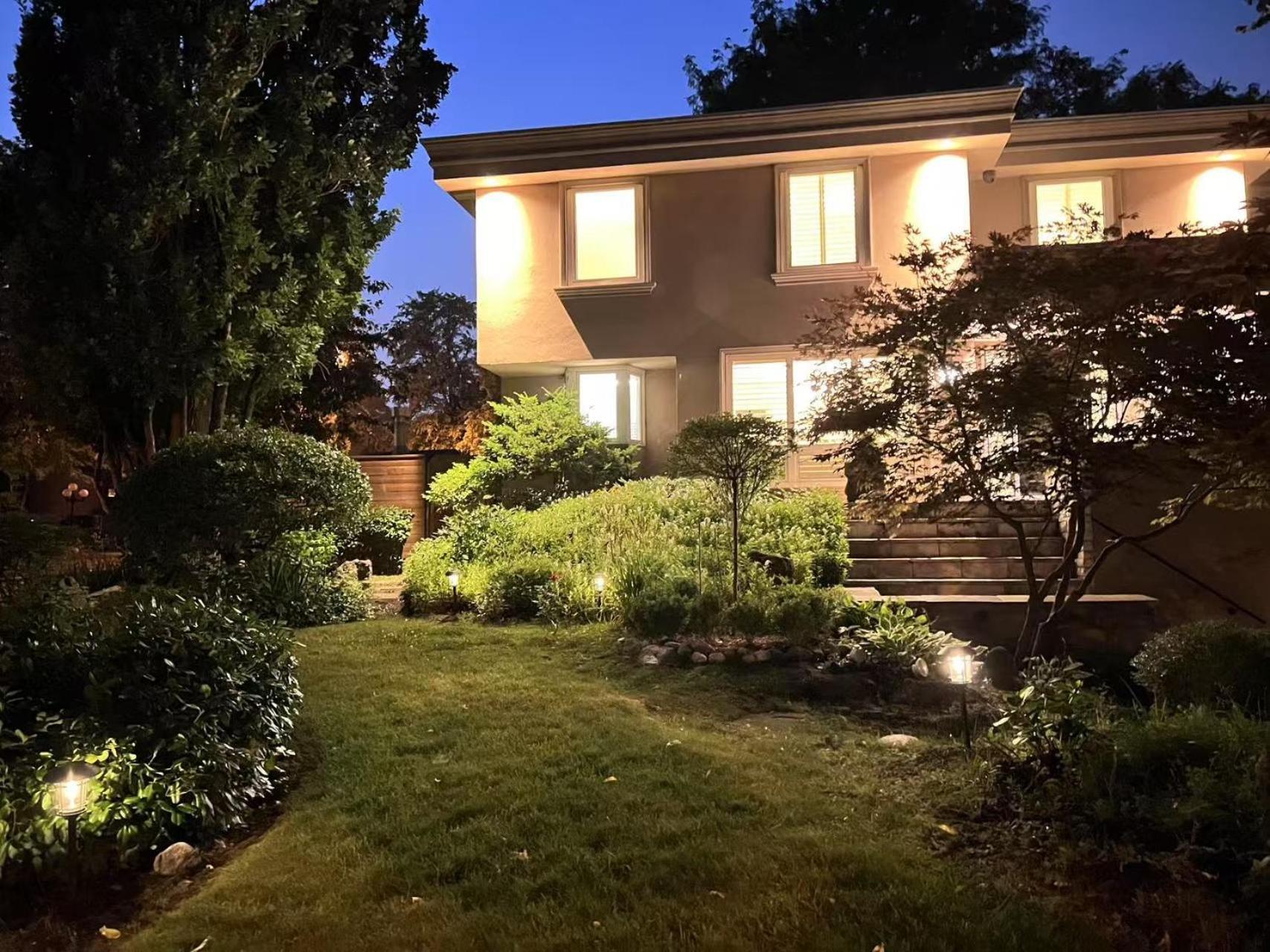 Cozy Ensuite King Bed Room Near Shops In North York Toronto Exterior photo